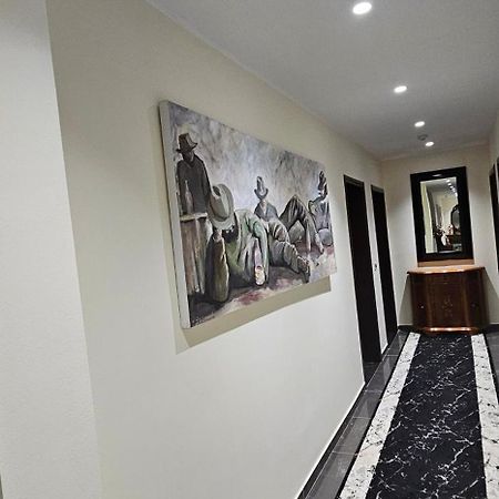Hotel Pirro Vlorë Eksteriør bilde