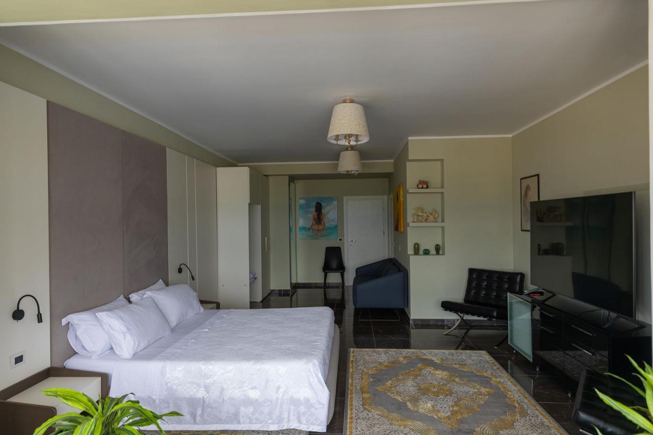 Hotel Pirro Vlorë Eksteriør bilde