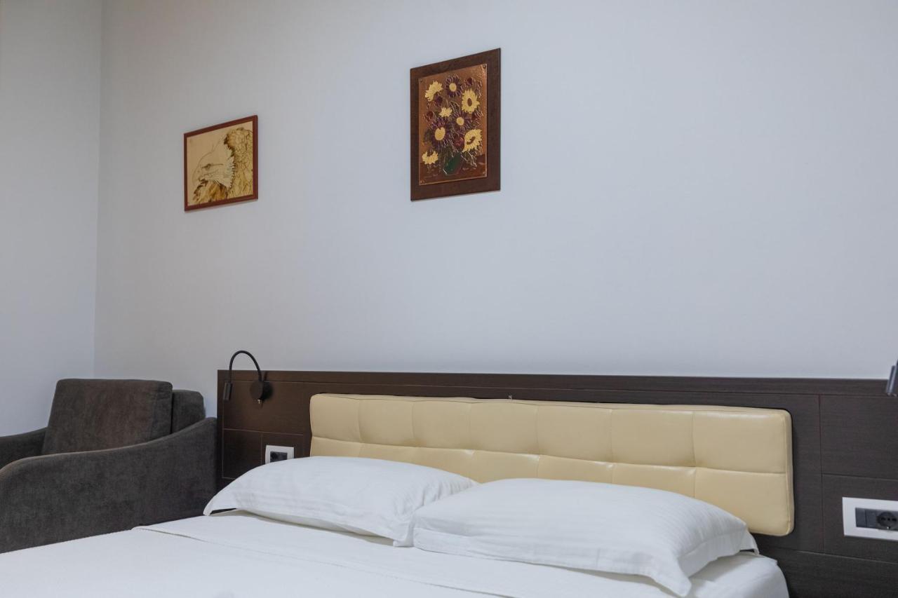 Hotel Pirro Vlorë Eksteriør bilde